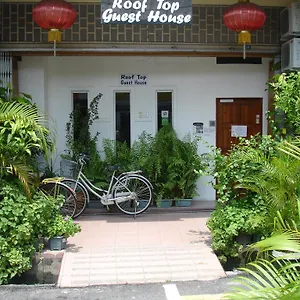 https://roof-top-guest-house-melaka.hotelsinmalacca.net